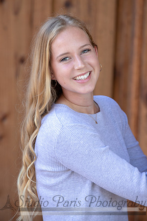 Suzi Holcomb74