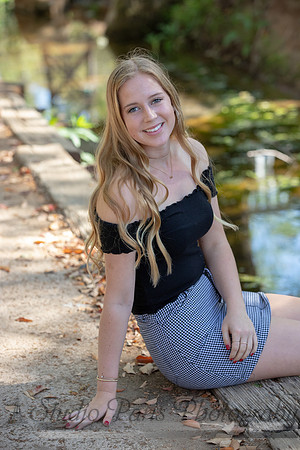 Suzi Holcomb270