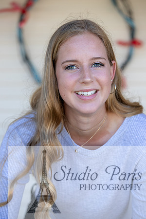 Suzi Holcomb2