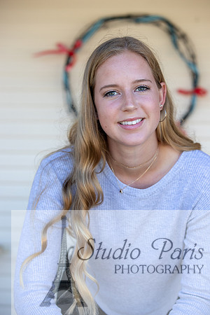 Suzi Holcomb3
