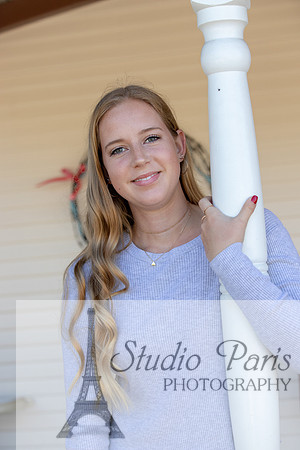 Suzi Holcomb4