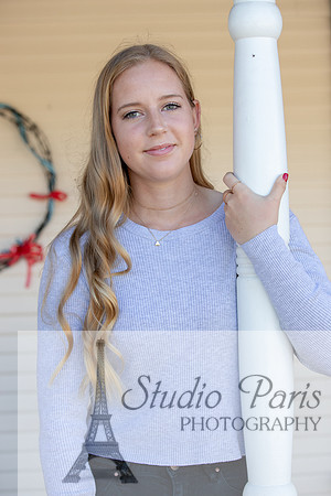 Suzi Holcomb7