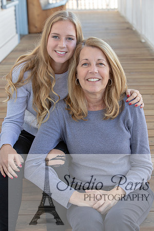 Suzi Holcomb47