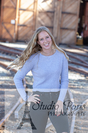 Suzi Holcomb157